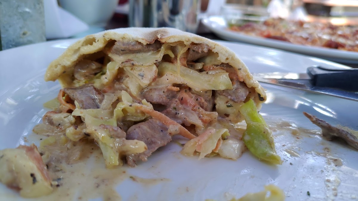 Gumtreez Pub & Grill-5